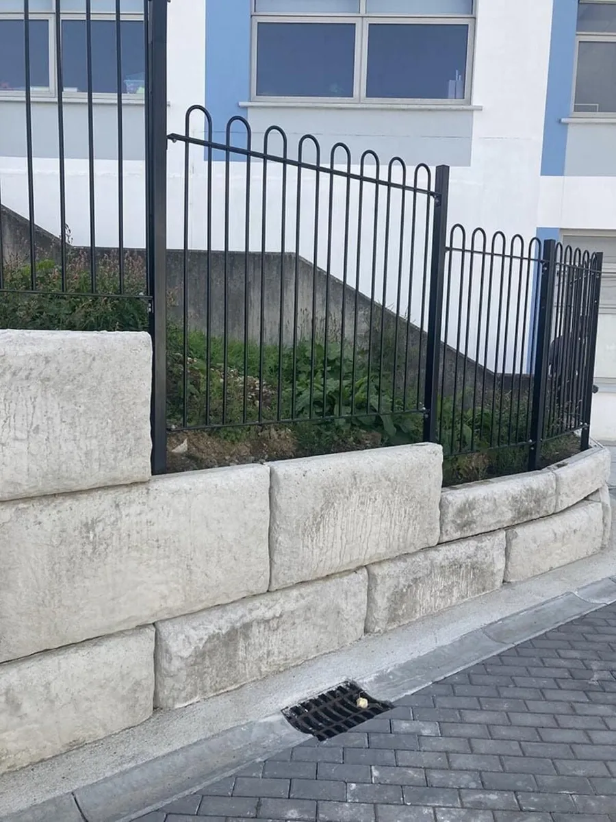 Concrete walls - Image 2