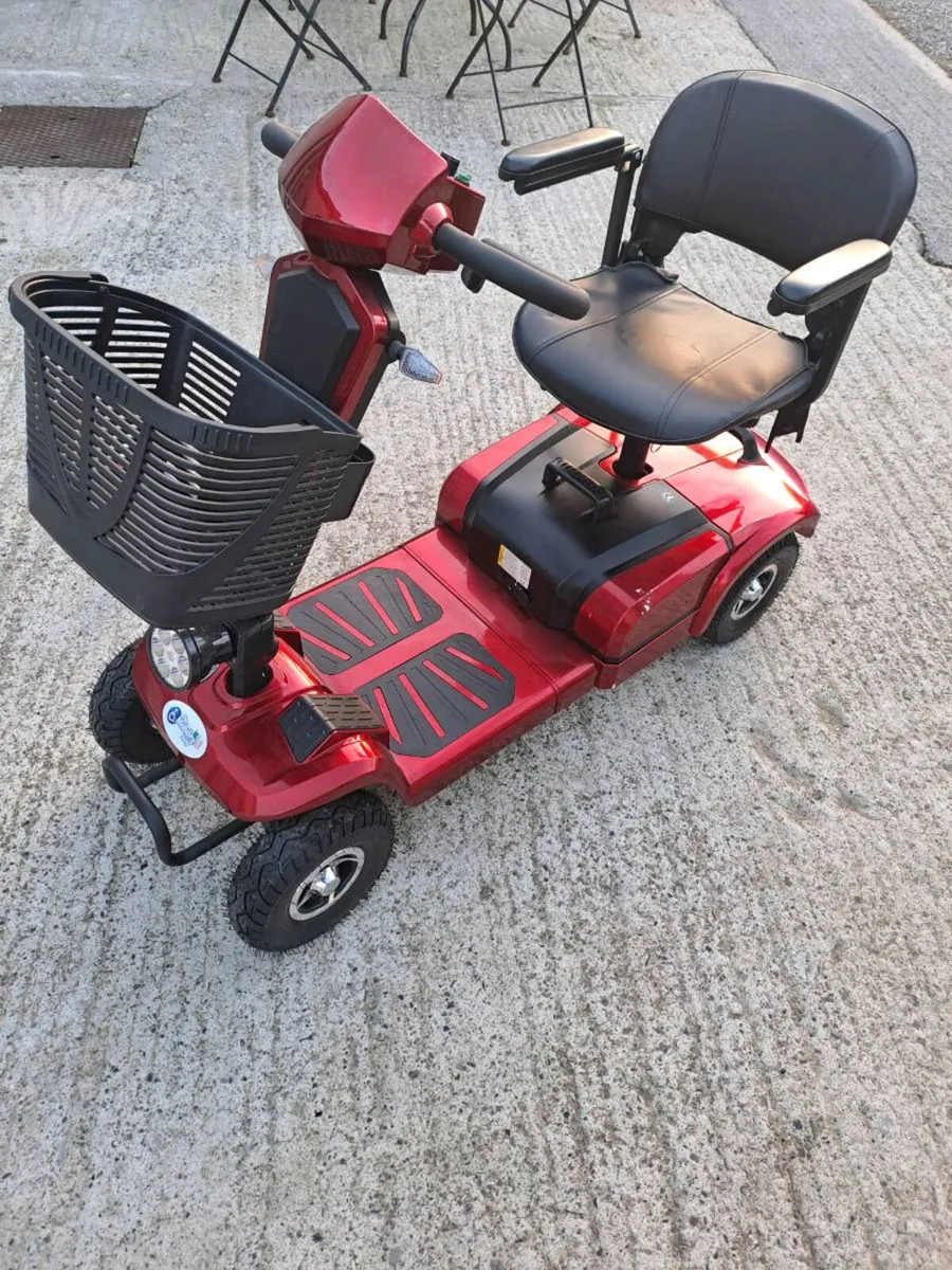Mobility scooter - Image 1