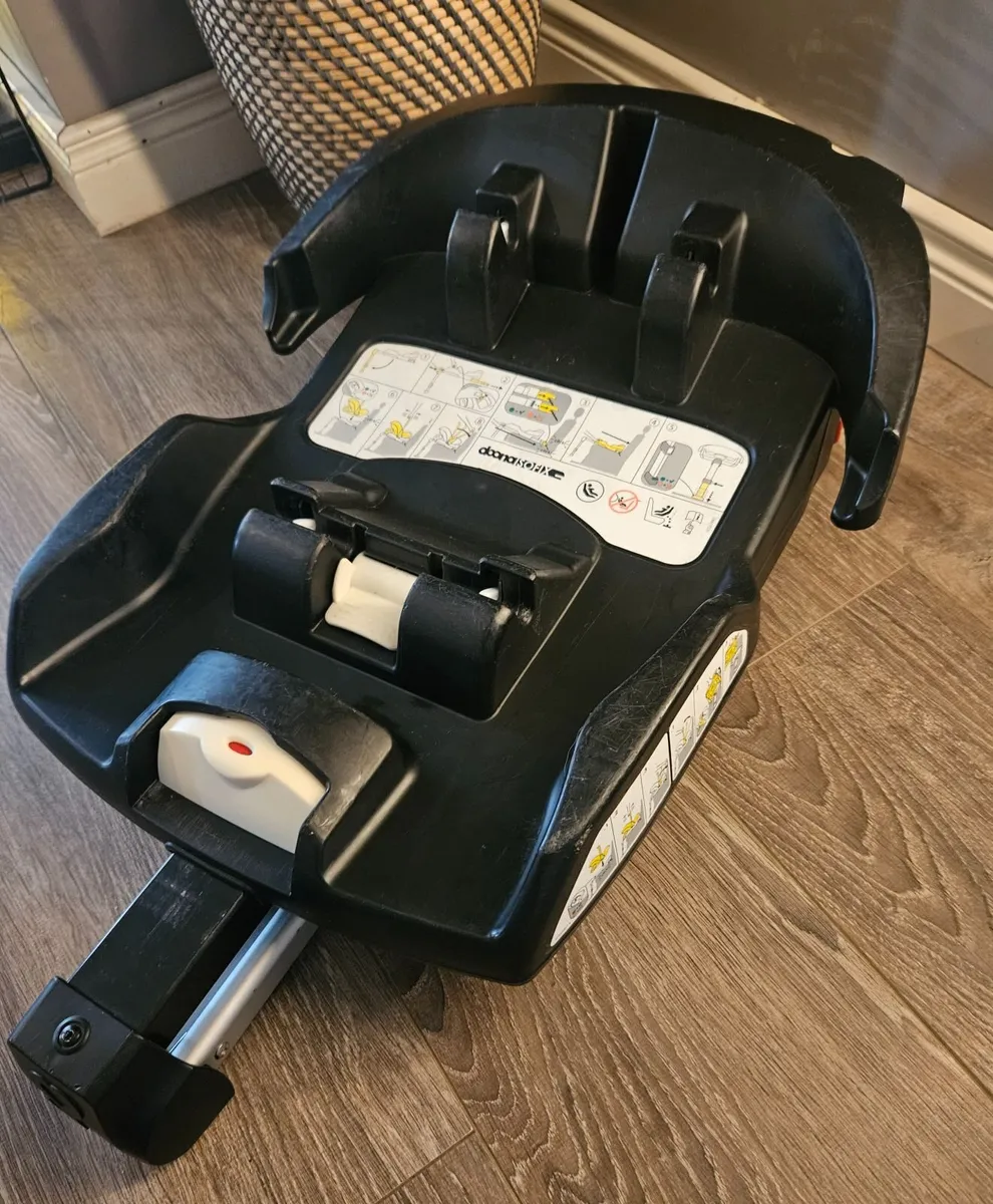 Doona Isofix Base with adjustable Support Leg - Image 2