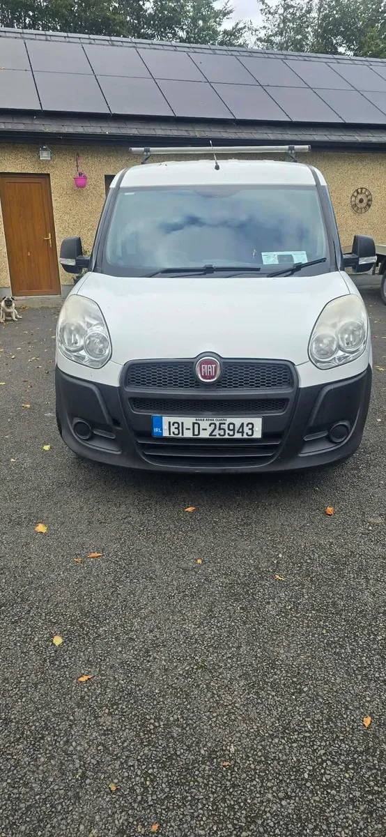 2013 fiat dolbo doe 8/27 tax 3/27 read ad - Image 1