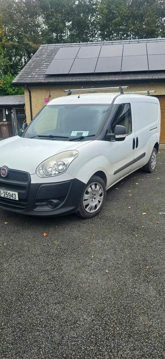 2013 fiat dolbo doe 8/27 tax 3/27 read ad - Image 2
