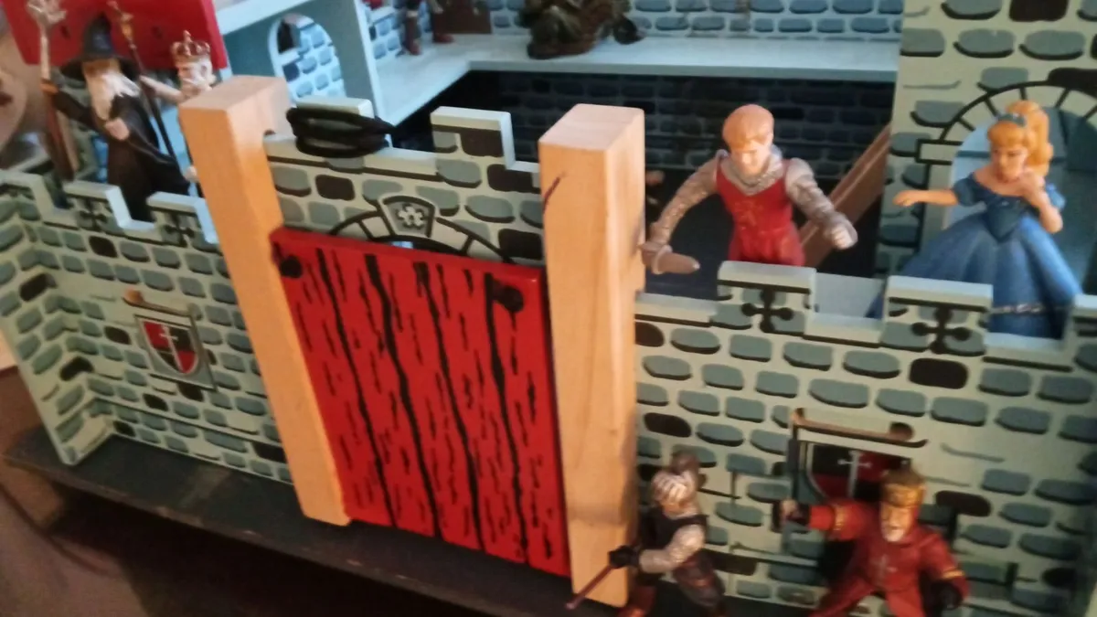 Toy Castle - Image 1