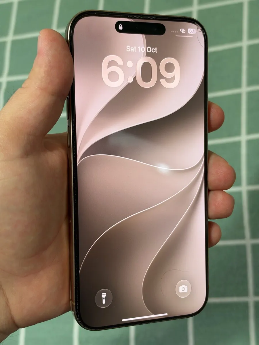 iPhone 16 pro max - Image 2