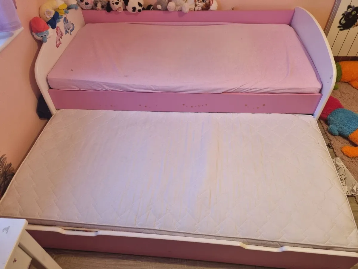 Kids bed - Image 2