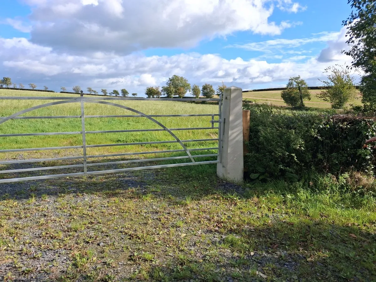 Gates - Image 3