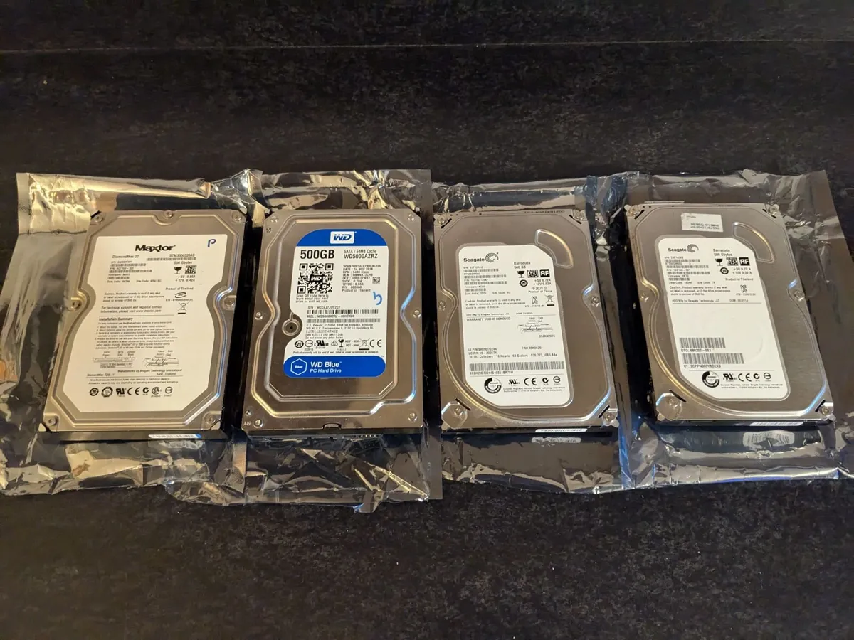 3.5" LFF SATA Mixed Hard drives 500GB each - Image 1