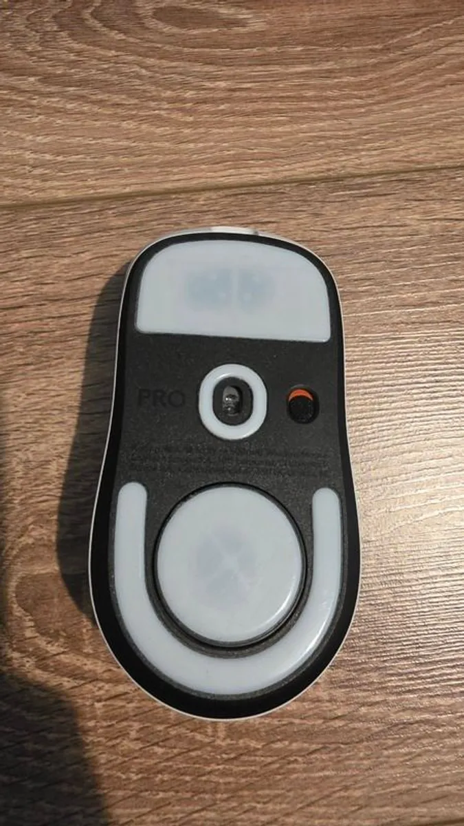 Logitech G PRO X2 SUPERSTRIKE Wireless Gaming Mouse (Custom Corepad Skatez CTRL pre-installed) - White - Image 3