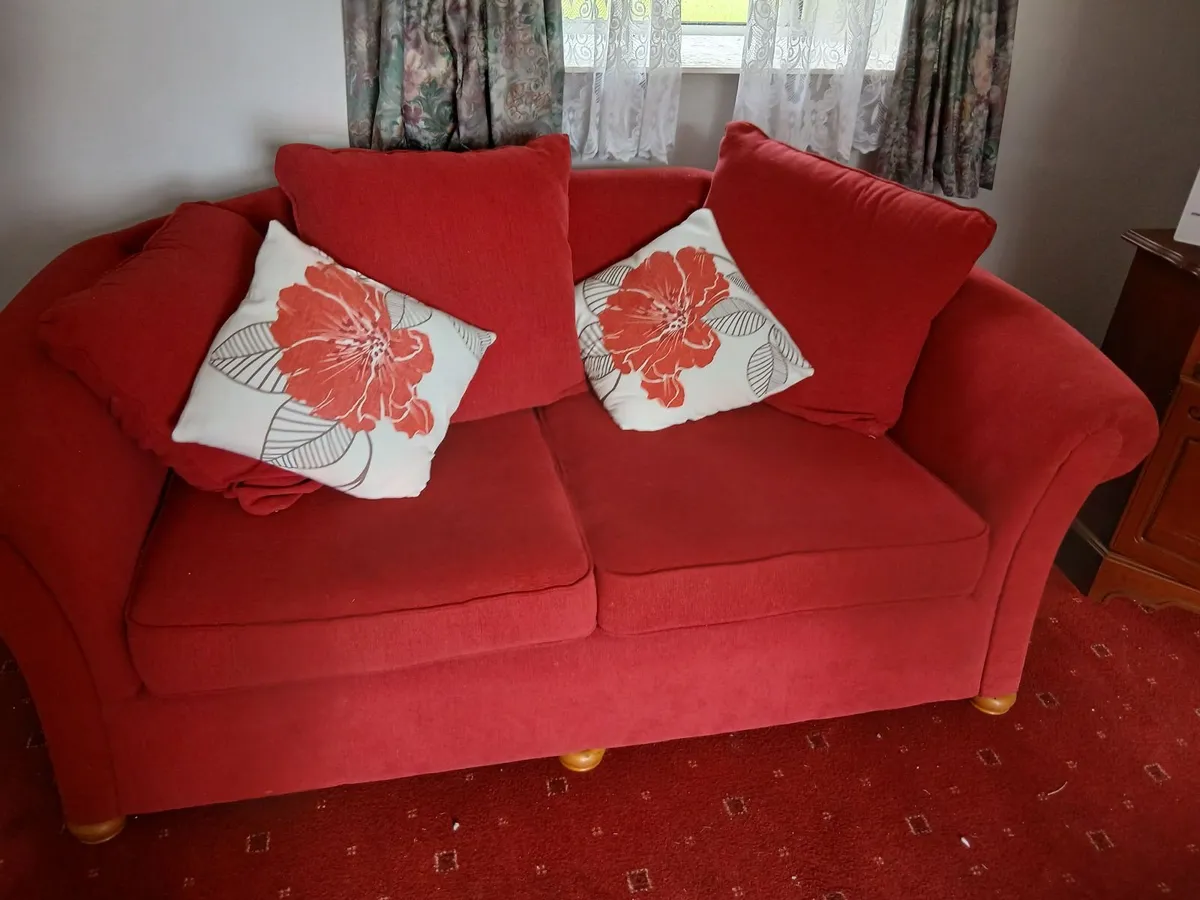 Couches - Image 2