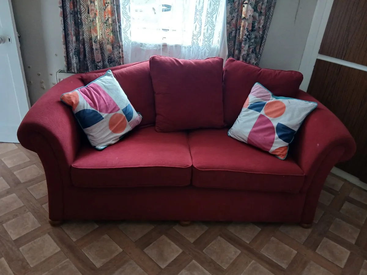Couches - Image 3