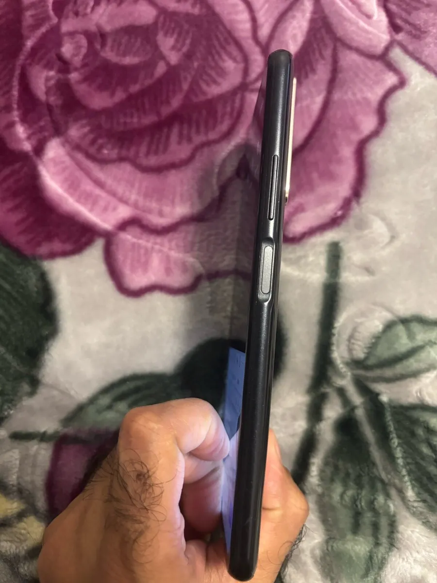 Huawei P Smart mobile phone – 128GB – Unlocked - Image 3