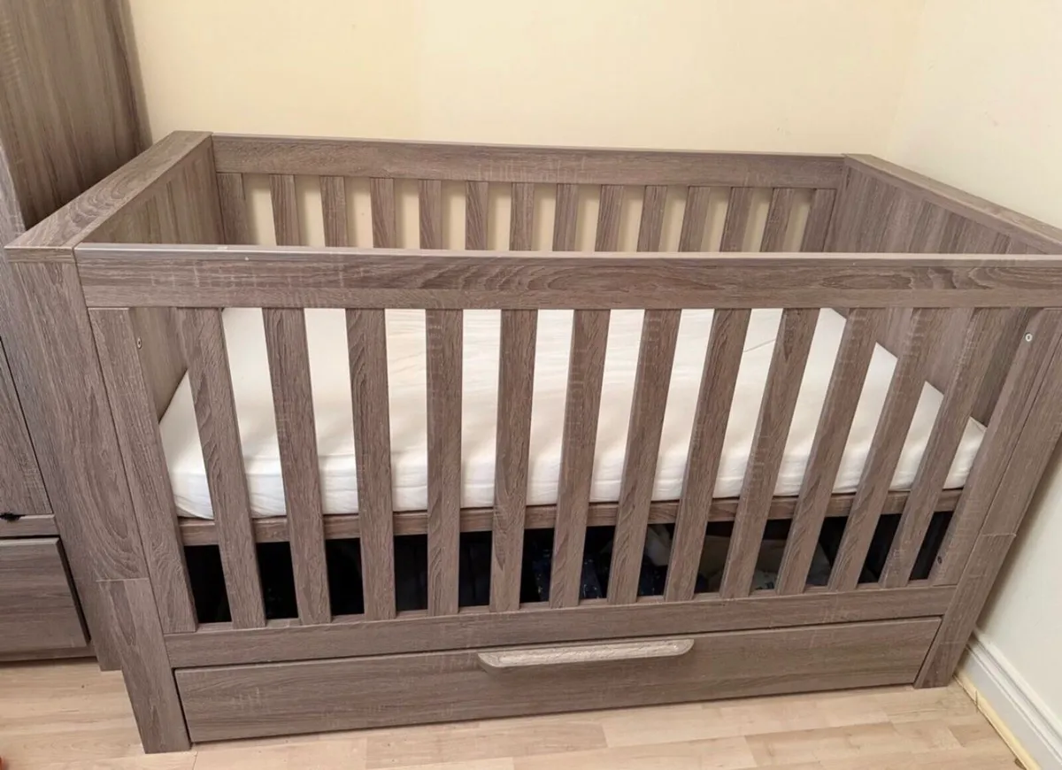 Mammas & pappas franklin baby cot