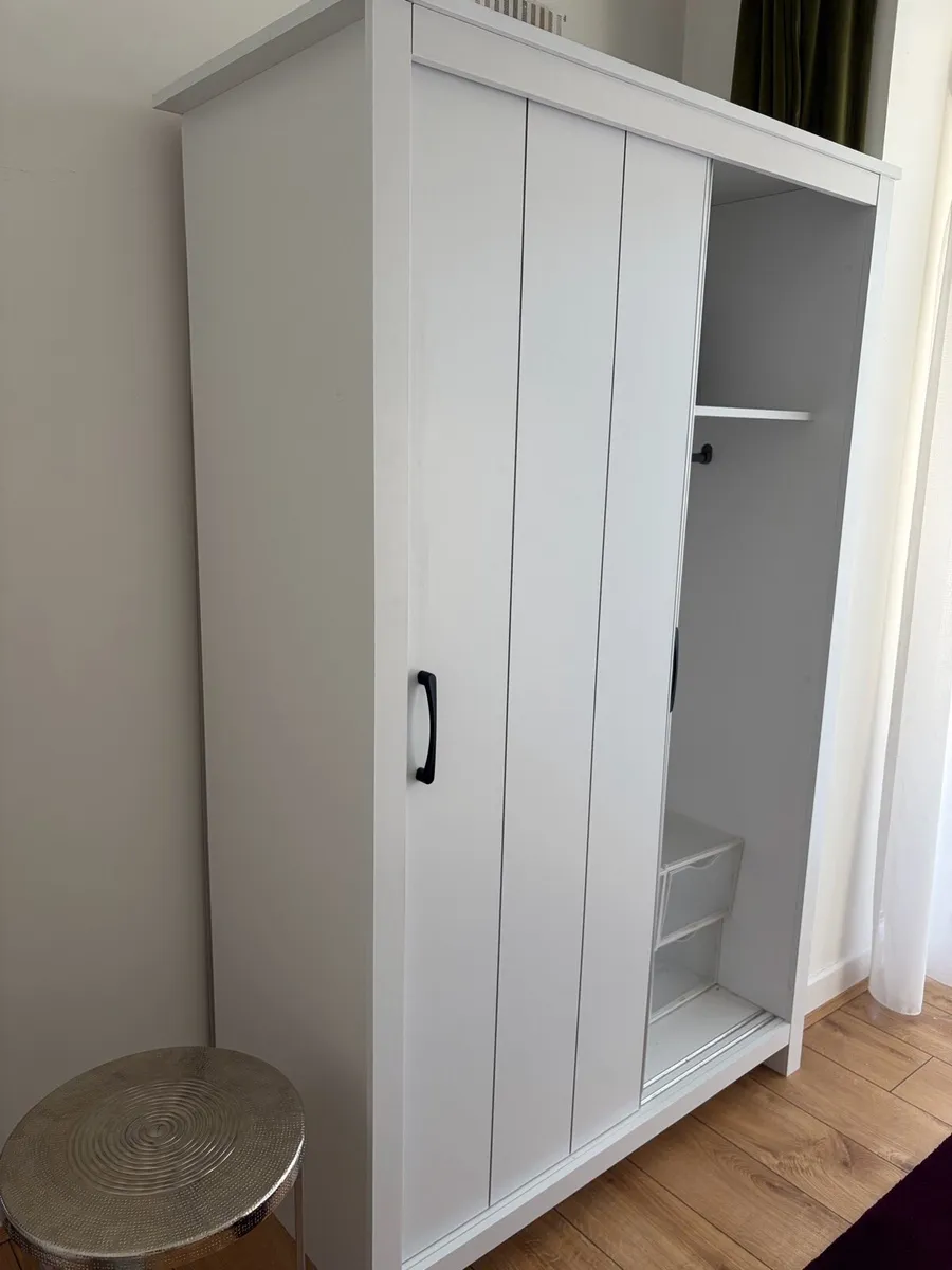 Sliding Door Wardrobe - Image 3