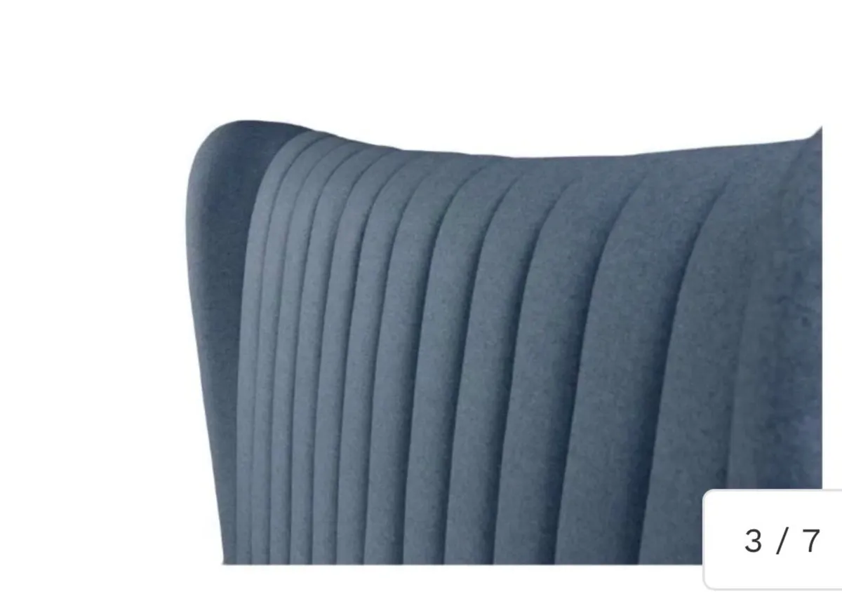 Horton Bed frame from Casey’s - super king - Image 3