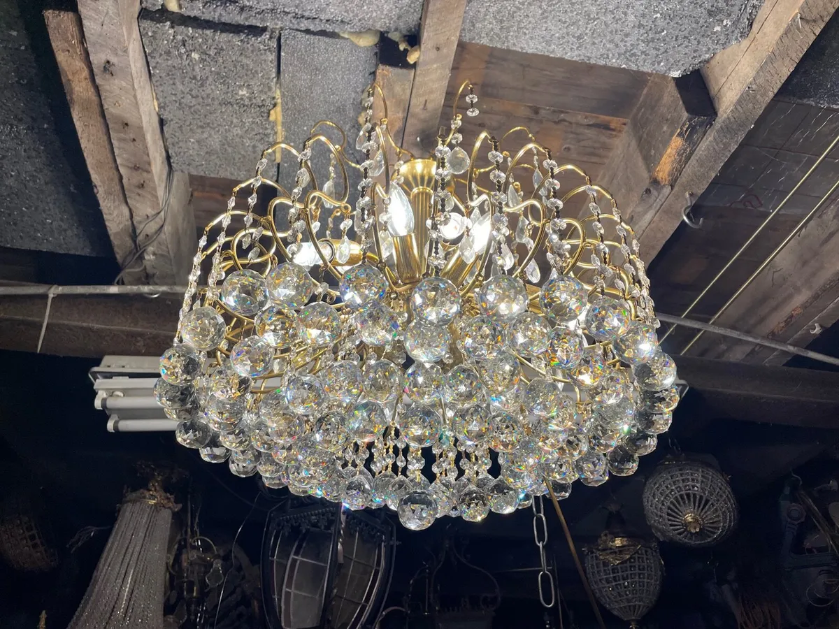 There is about 80 Crystal balls on this chandelier - Image 2