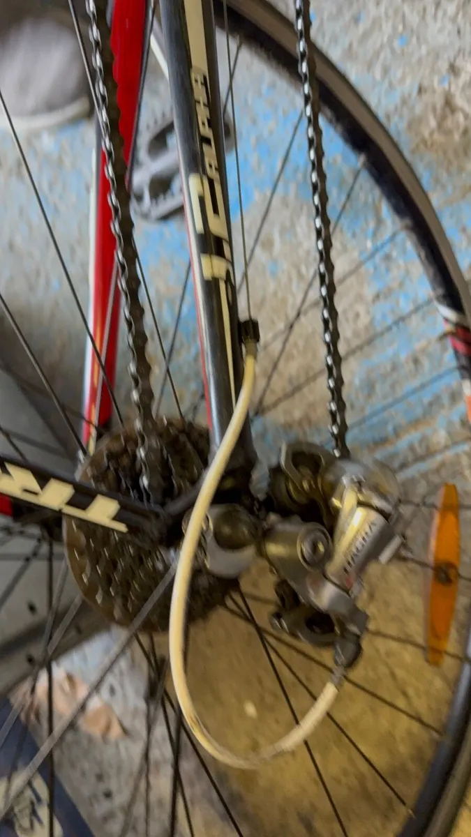 Trek Road racing bike - Image 2