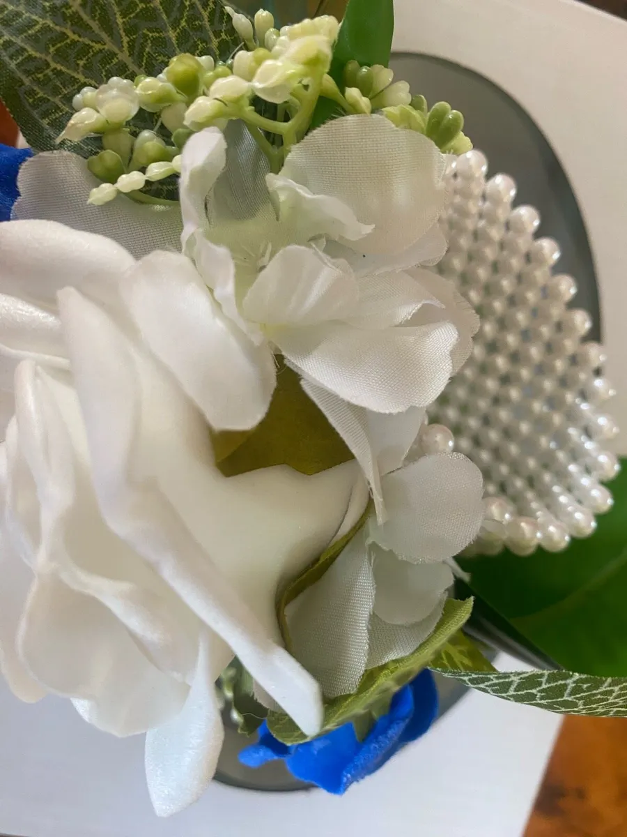 Debs Corsage - Image 4