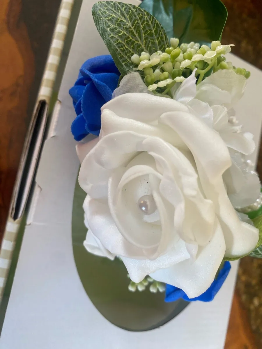 Debs Corsage - Image 1