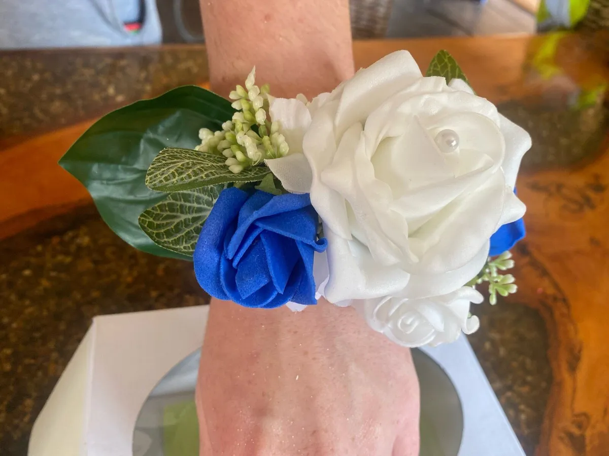 Debs Corsage - Image 2