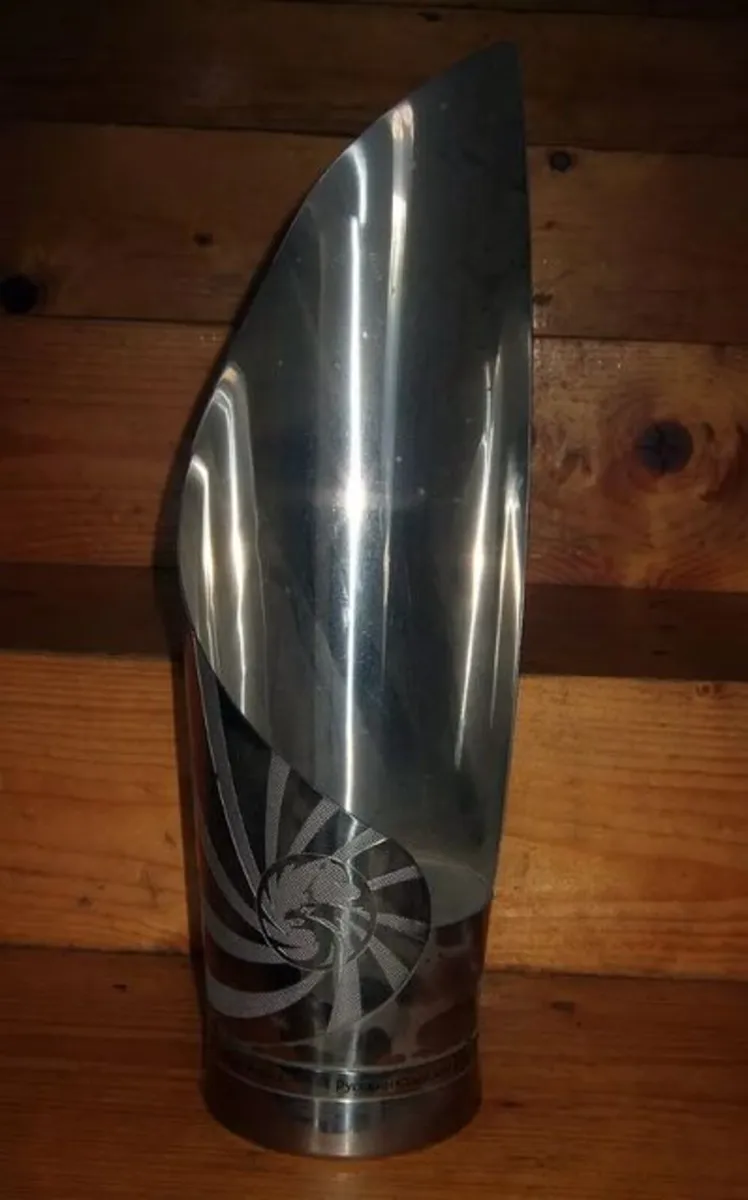 Rare Russian Standard Vodka Chromed LED Uplighter - Image 3