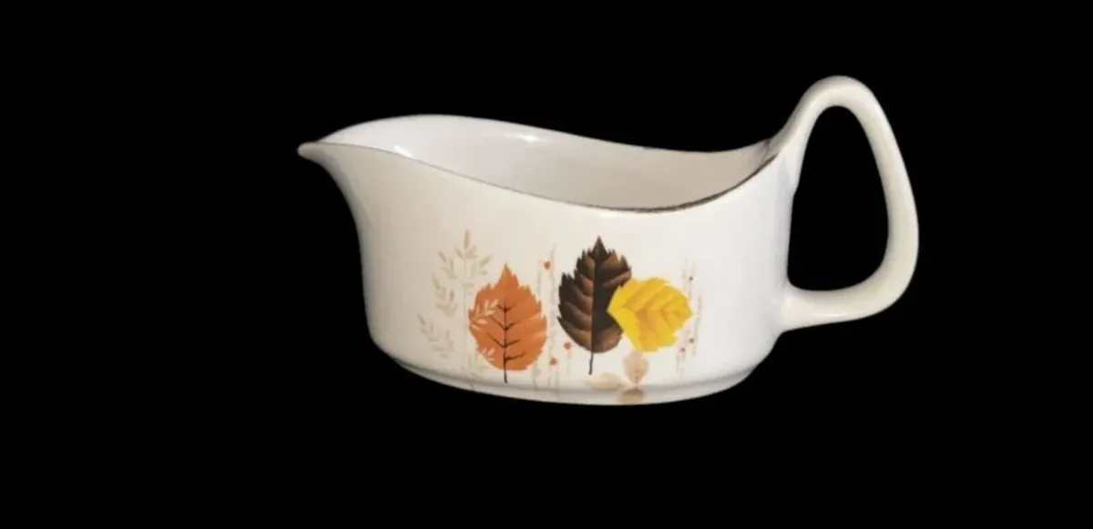 Pristine Vintage Arklow Pottery Gravy Boat - Image 3