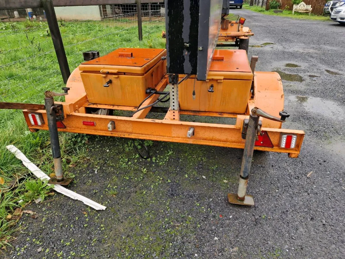 2 x trailer chassis - Image 2