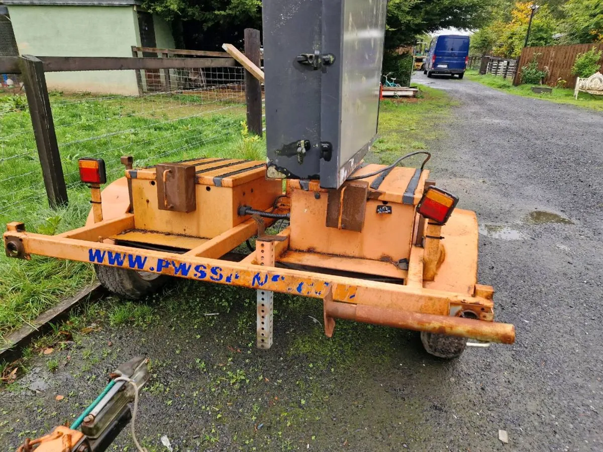 2 x trailer chassis - Image 4