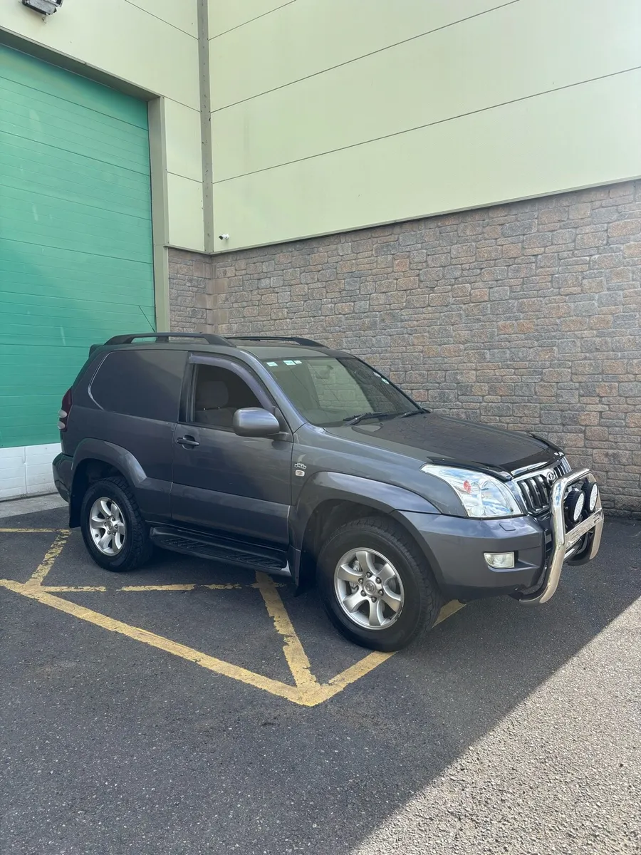Toyota Landcruiser 3.0 D4D Swb - Image 1