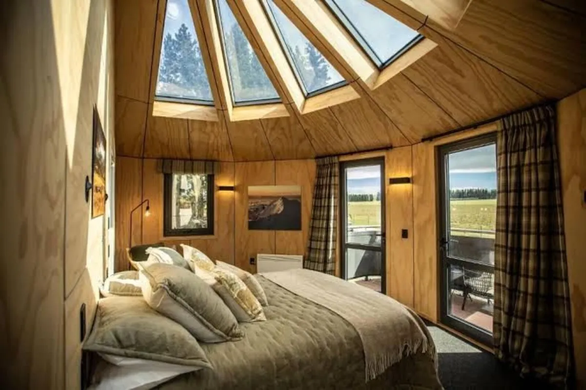 Start A Freehold VIP Lux Glamping Camping Business - Image 4