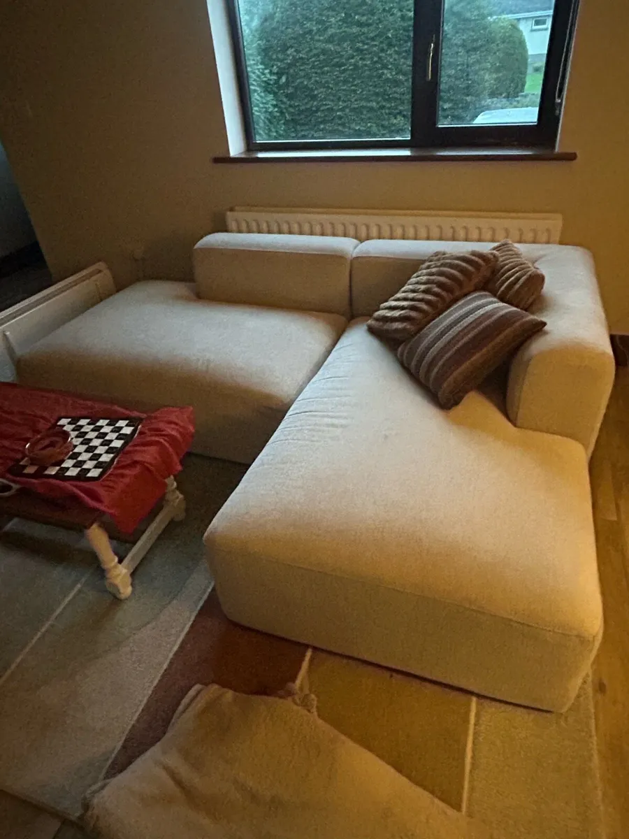Couch (JSYK) - Image 1