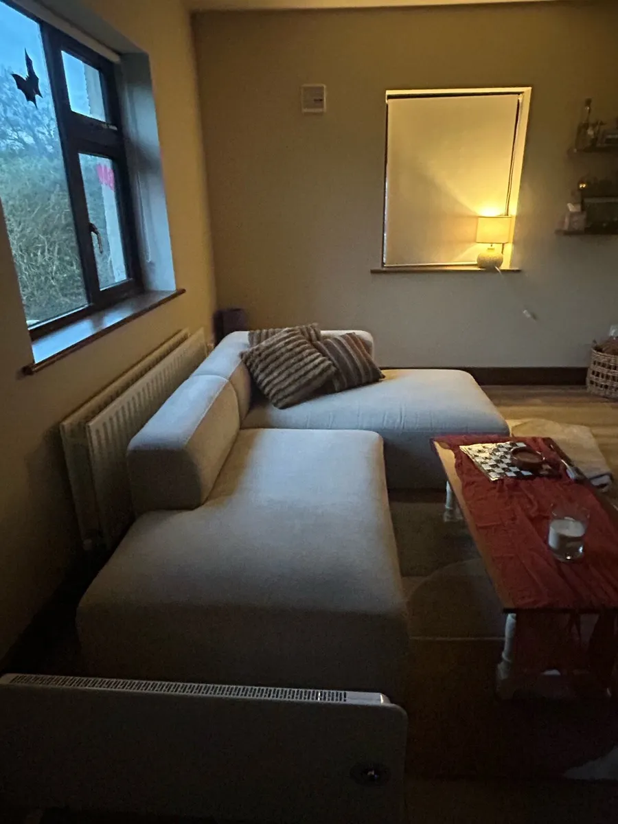 Couch (JSYK) - Image 2