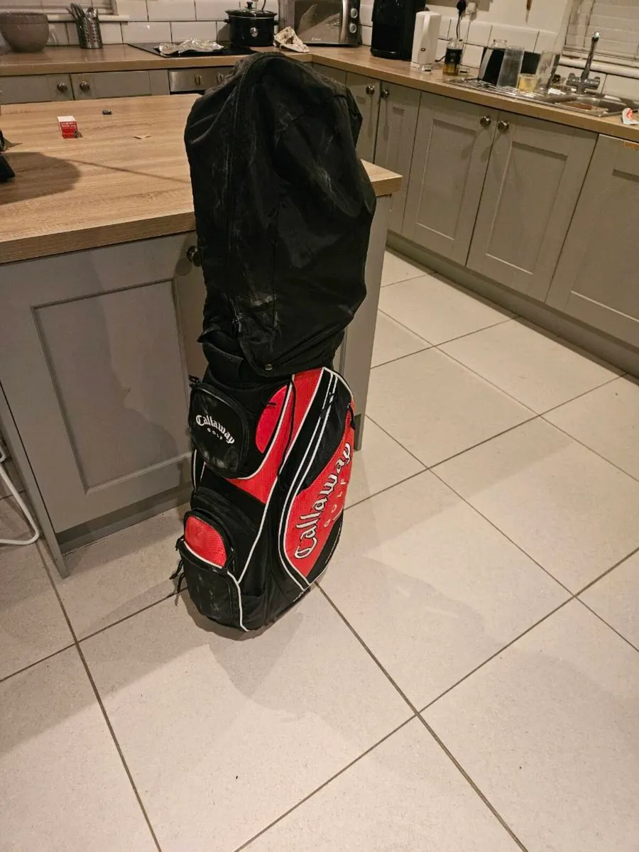 Set of golf clubs - Image 1