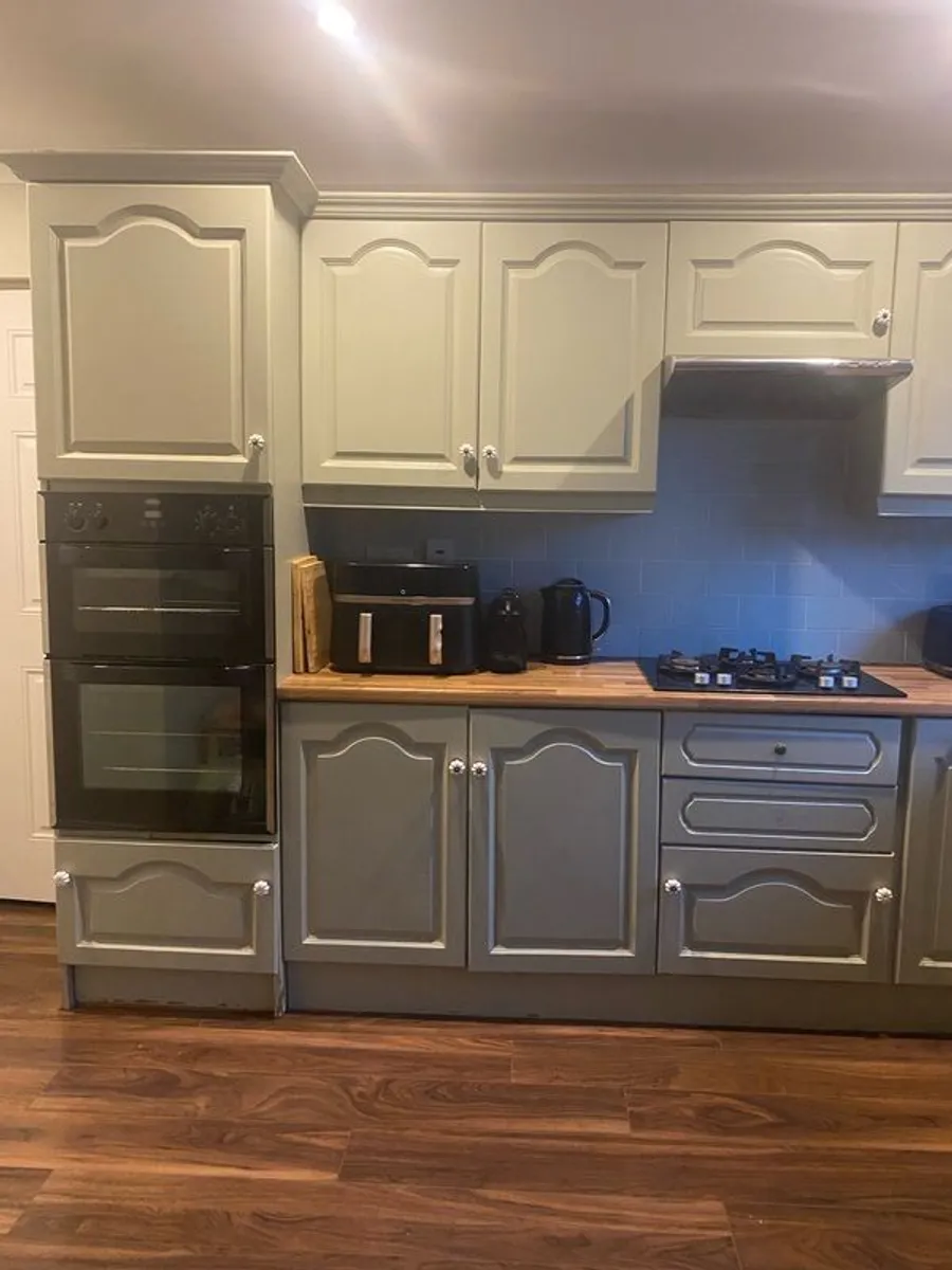 Solid wood kitchen for sale - Image 1