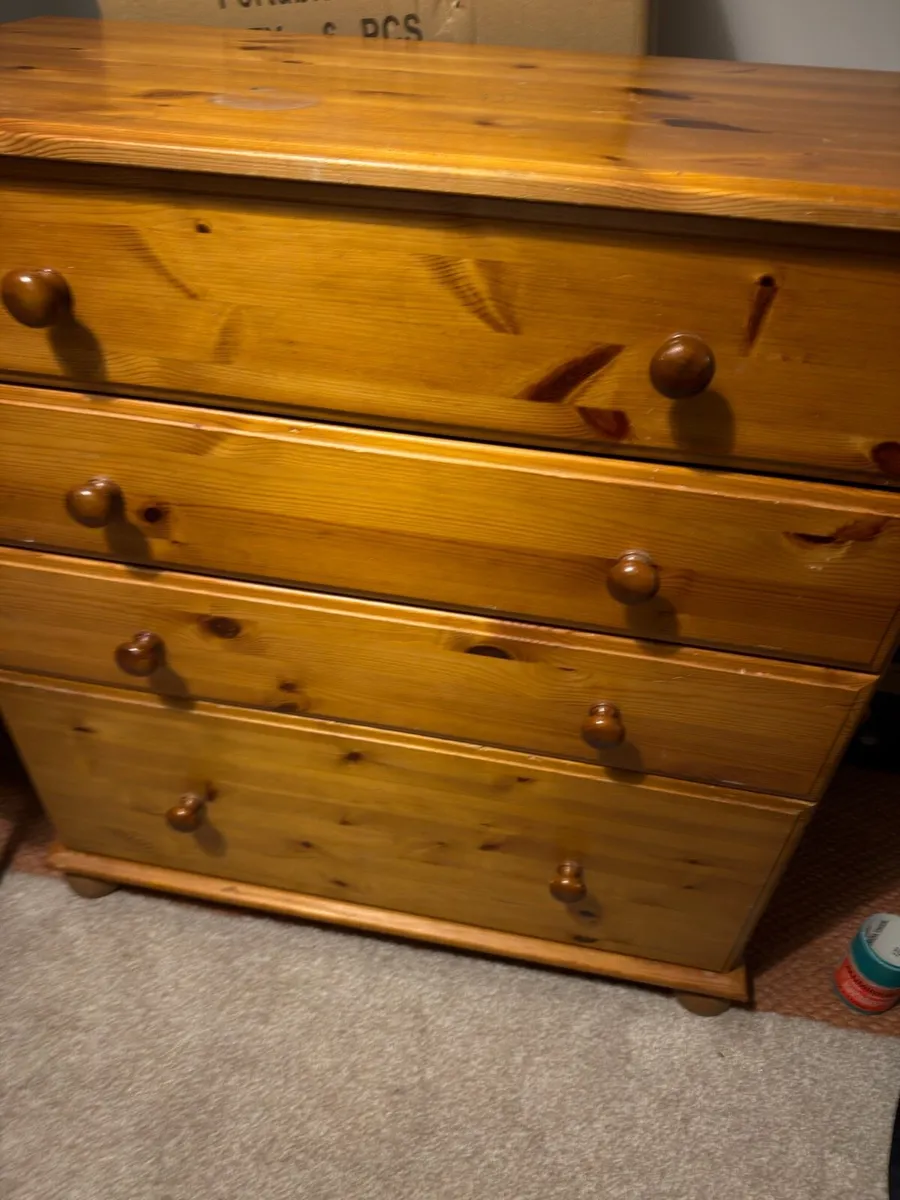 Chest of drawers - Image 1