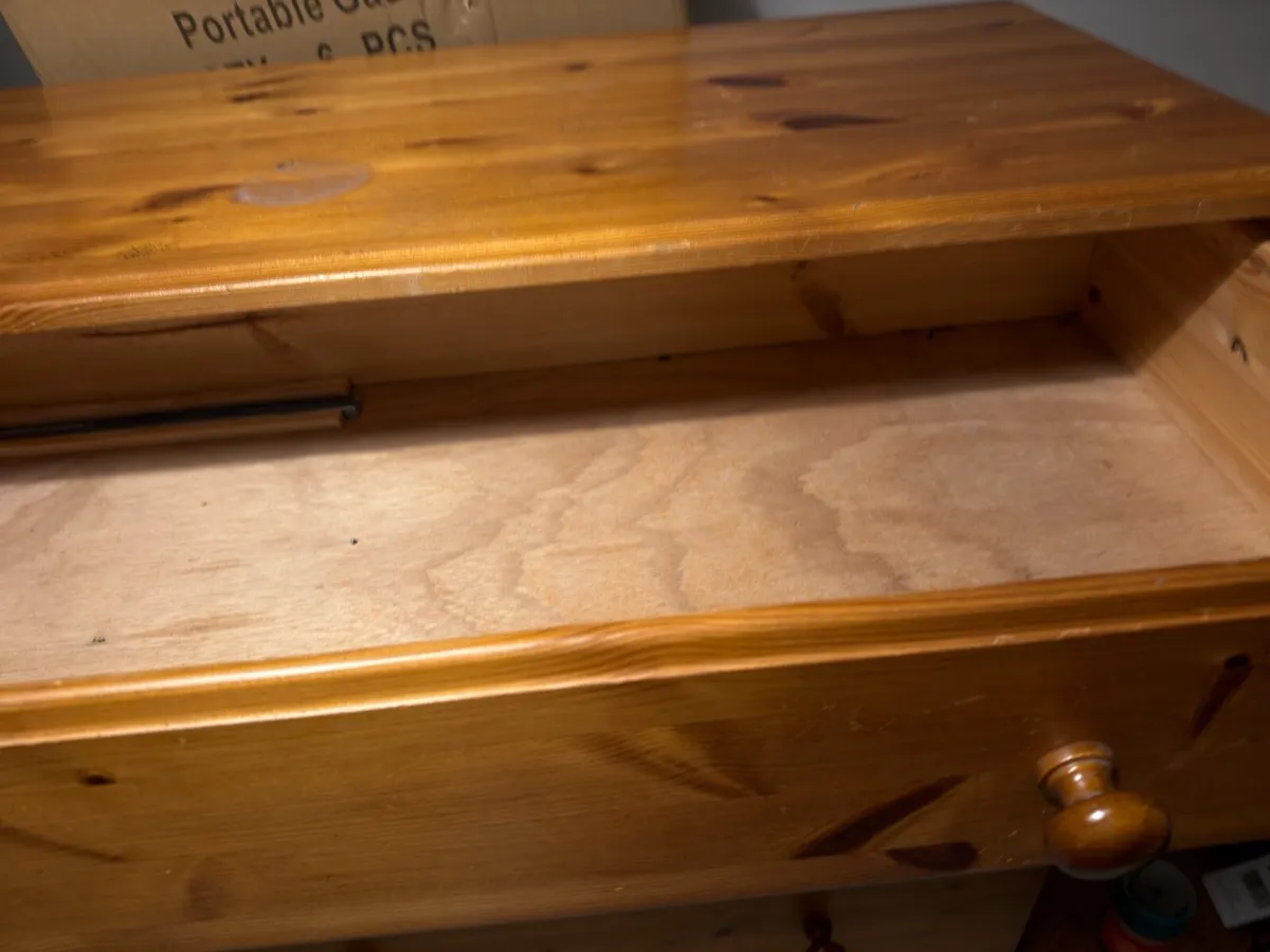 Chest of drawers - Image 2
