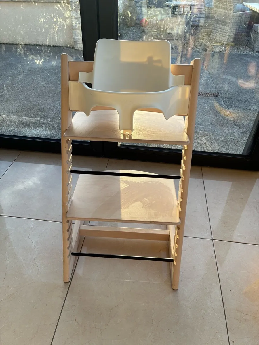 Tripp Trapp Highchair set - Image 1