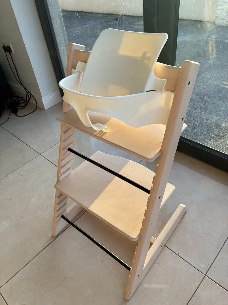 Tripp Trapp Highchair set - Image 2