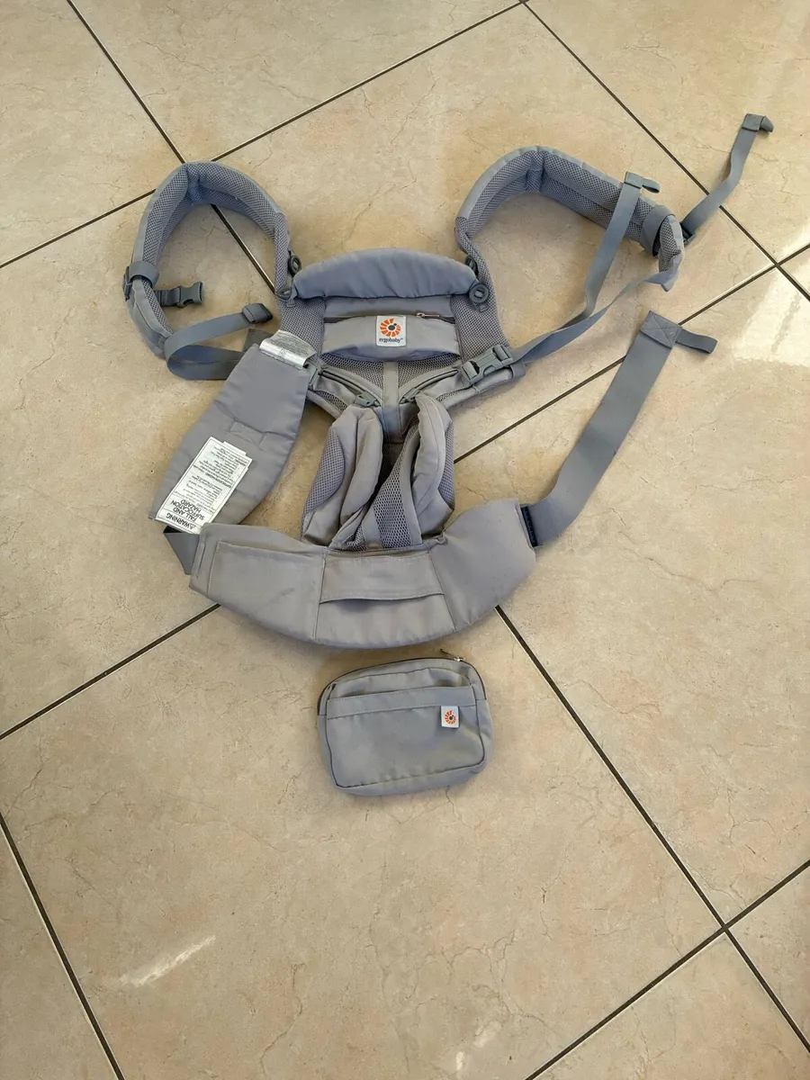 Ergobaby Omni 360 - Image 1