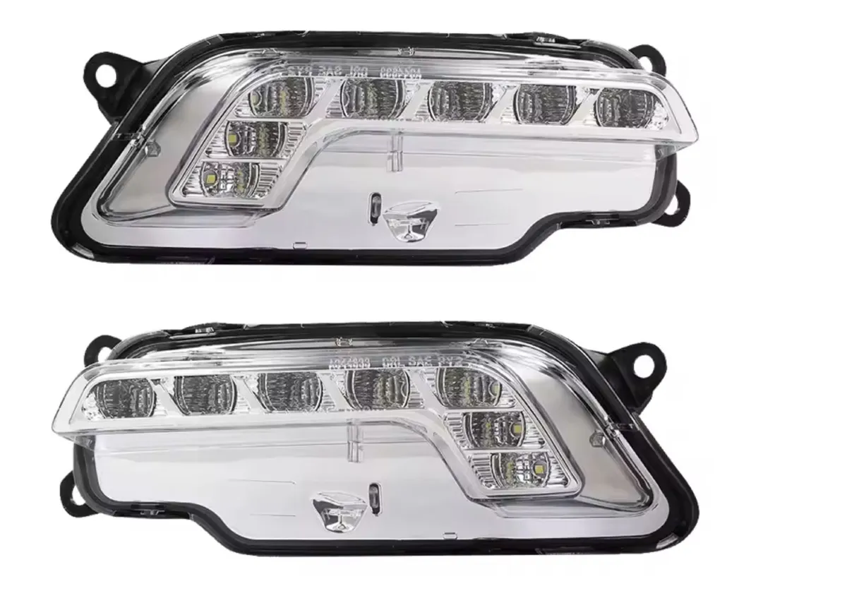 Mercedes w212 Left/Right side LED Daytime - Image 3
