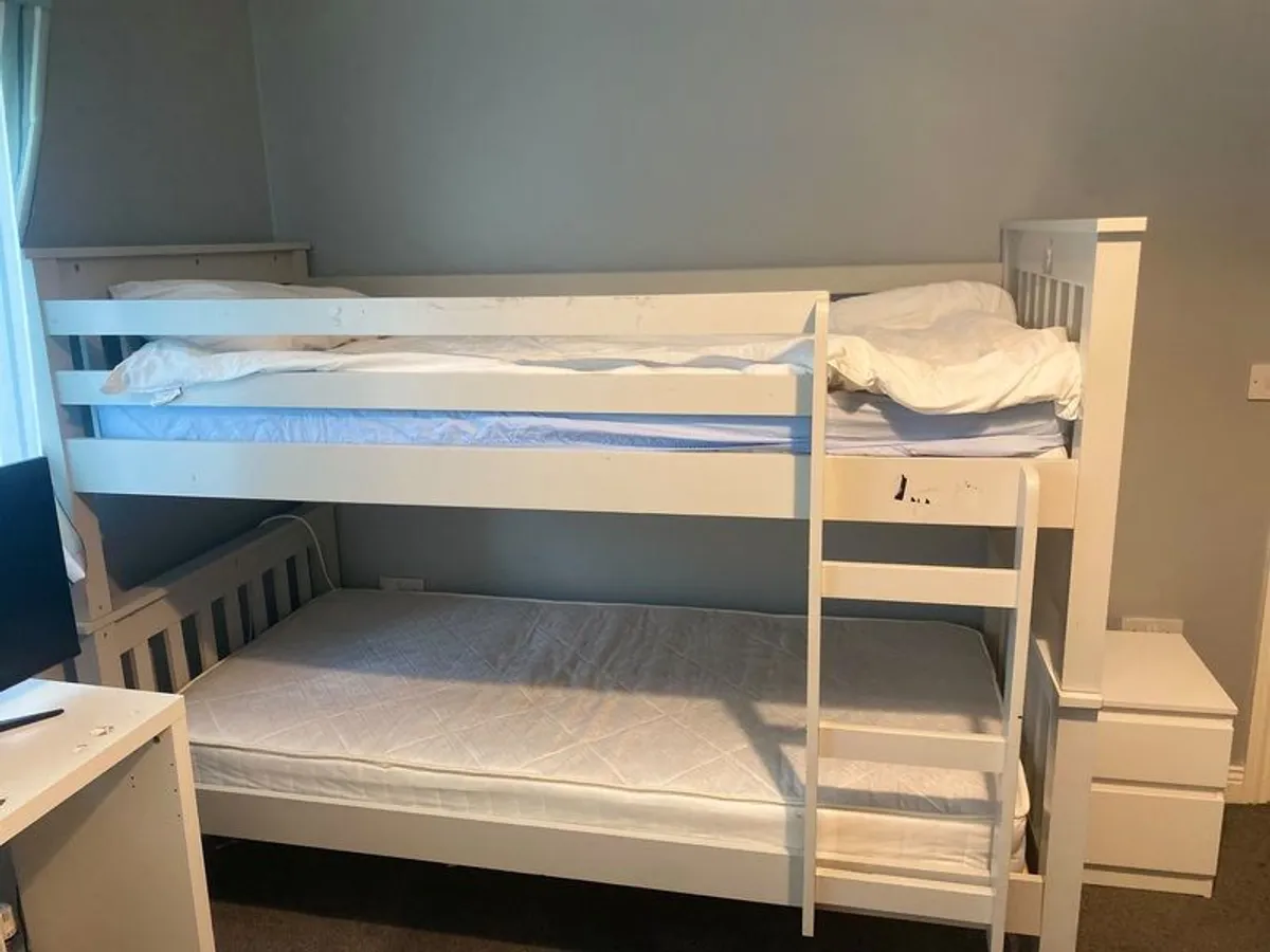 bunk beds - Image 1