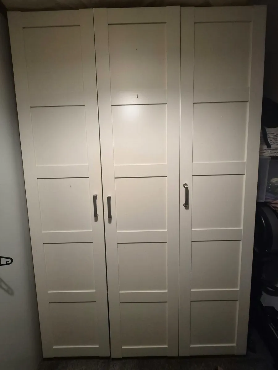 Double and single wardrobe - Image 1