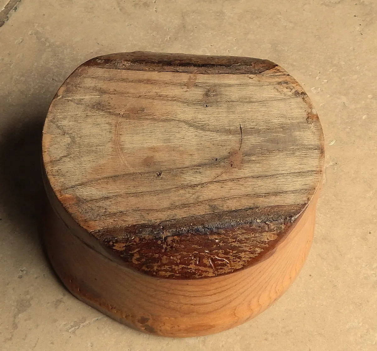 Vintage Hand Turned Wooden Bowl - Image 4
