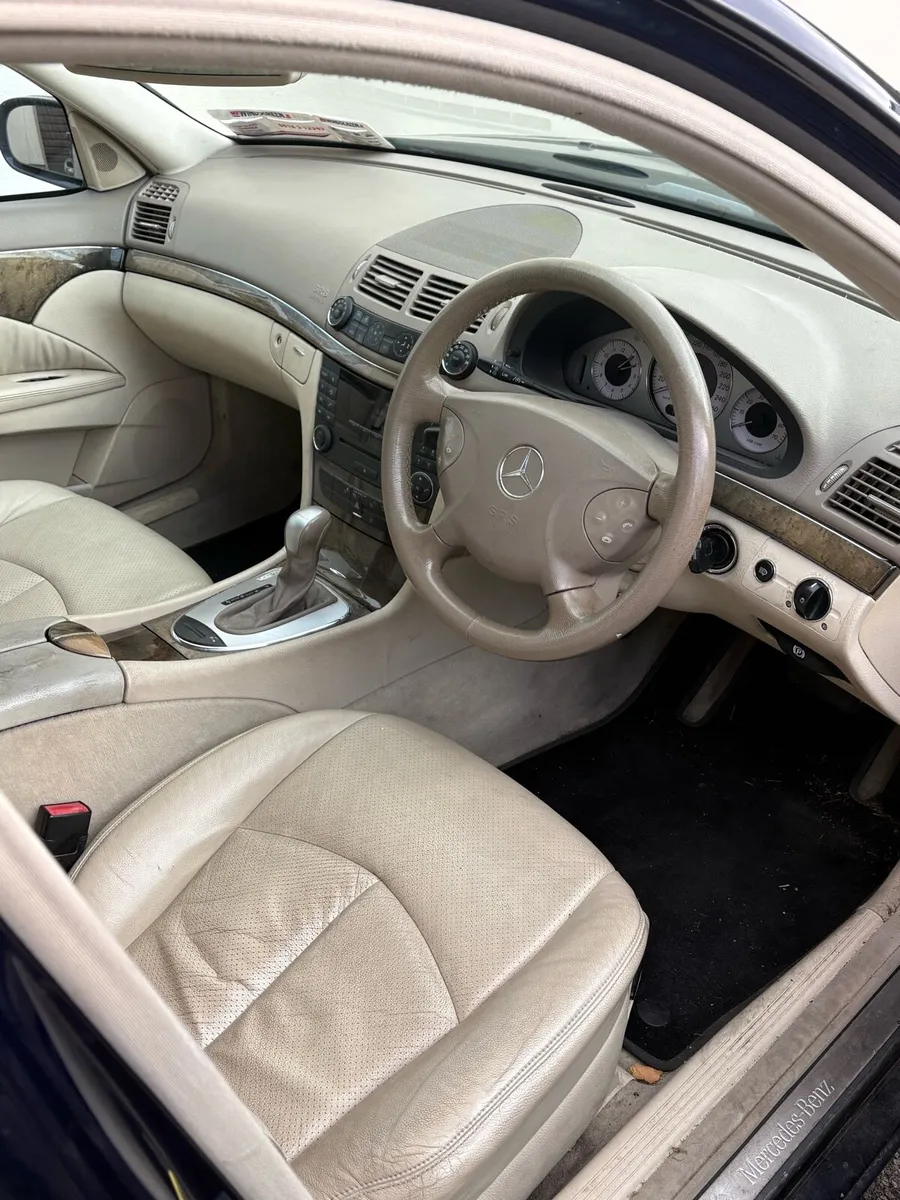 06 Mercedes E280 v6 Petrol - Image 4