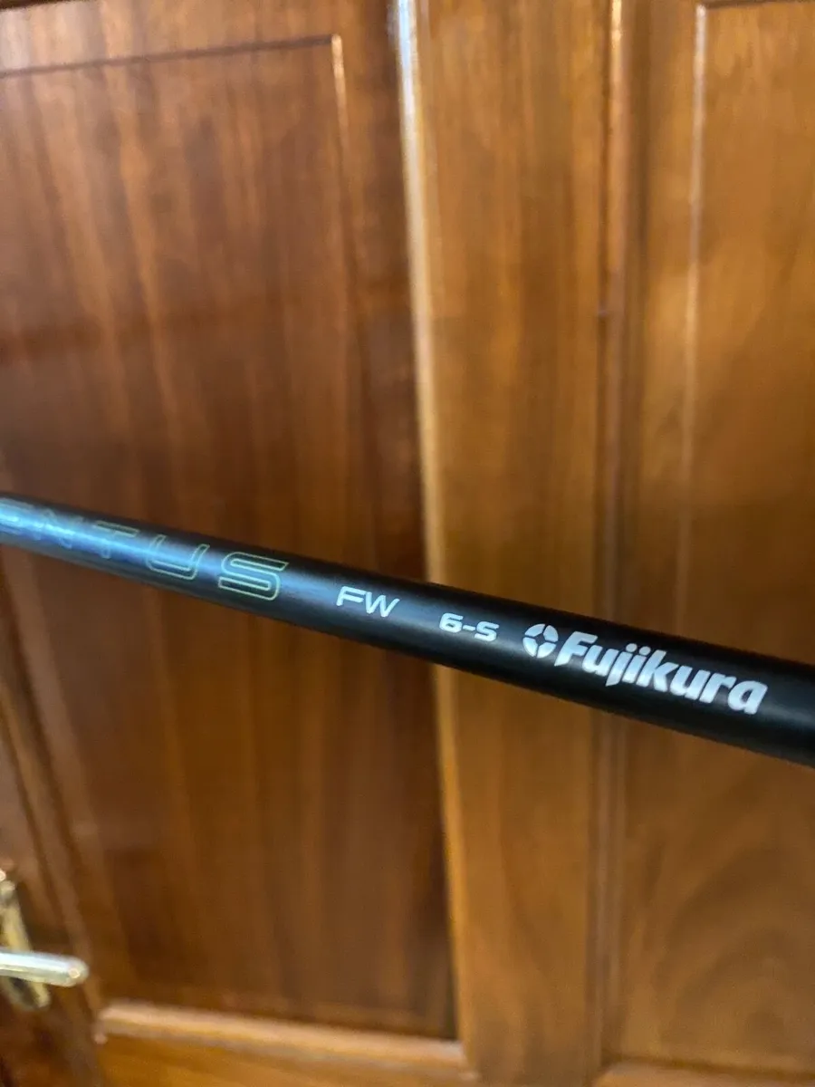 Taylormade Qi 35 5 Wood 18 degree loft stiff flex - Image 4