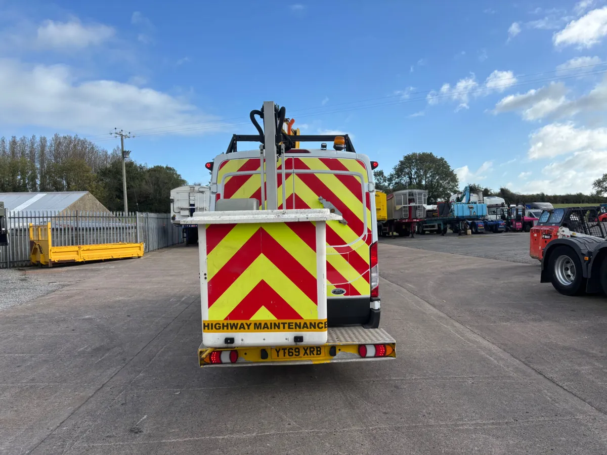 2020 transit cherry picker 3.5 ton 12.5 meter - Image 4