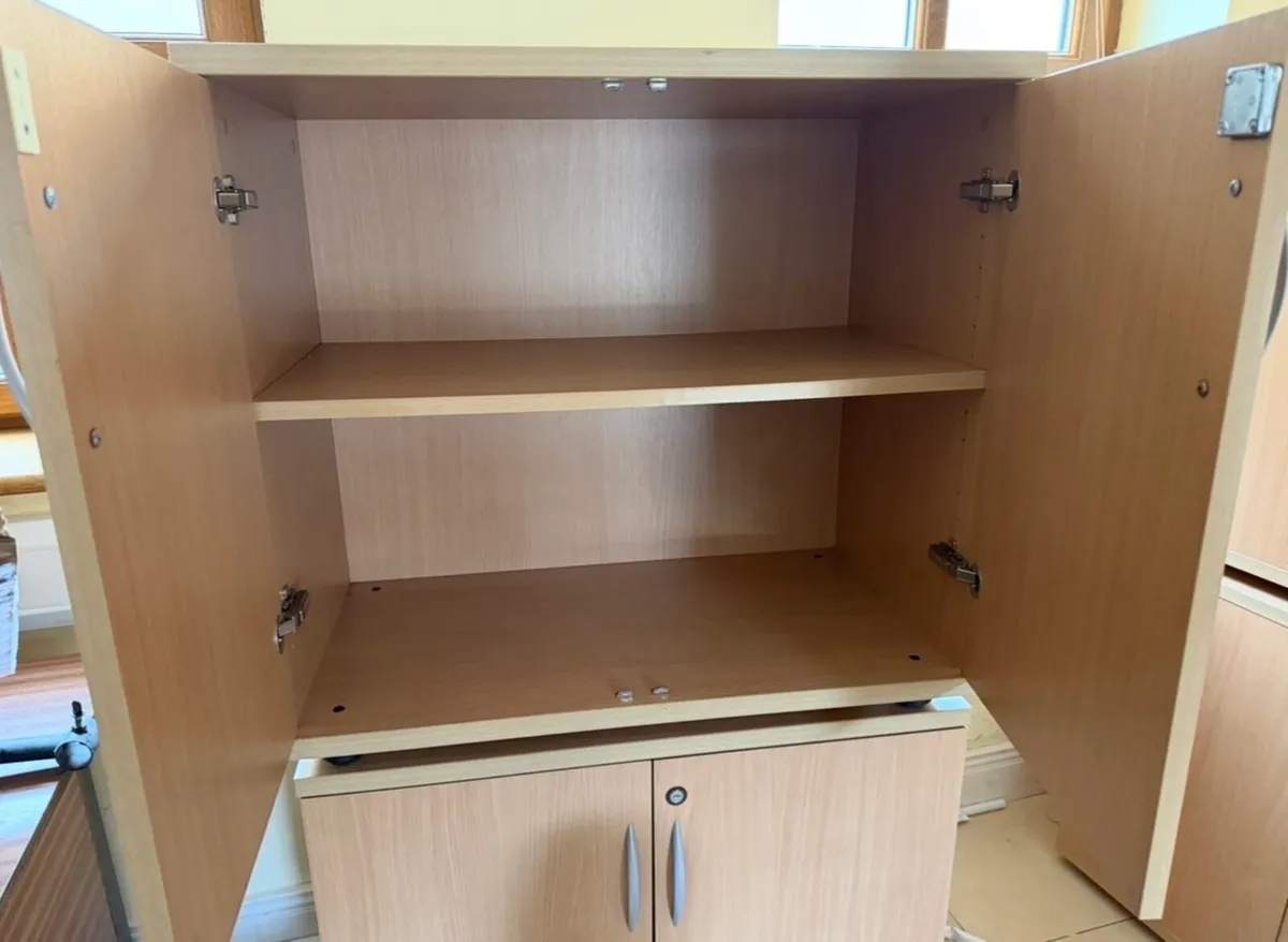 Office table and office cabinets - Image 4