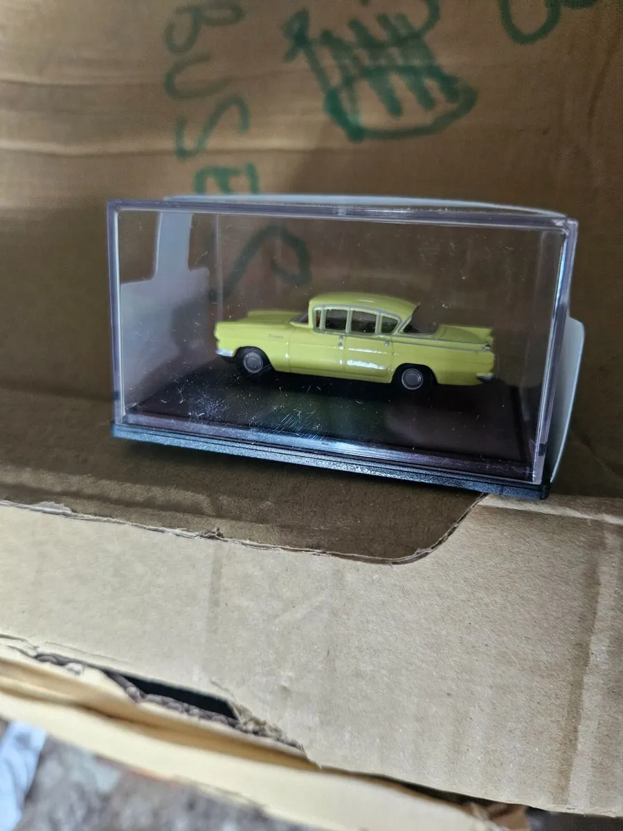 Corgi Oxford Die-cast Car