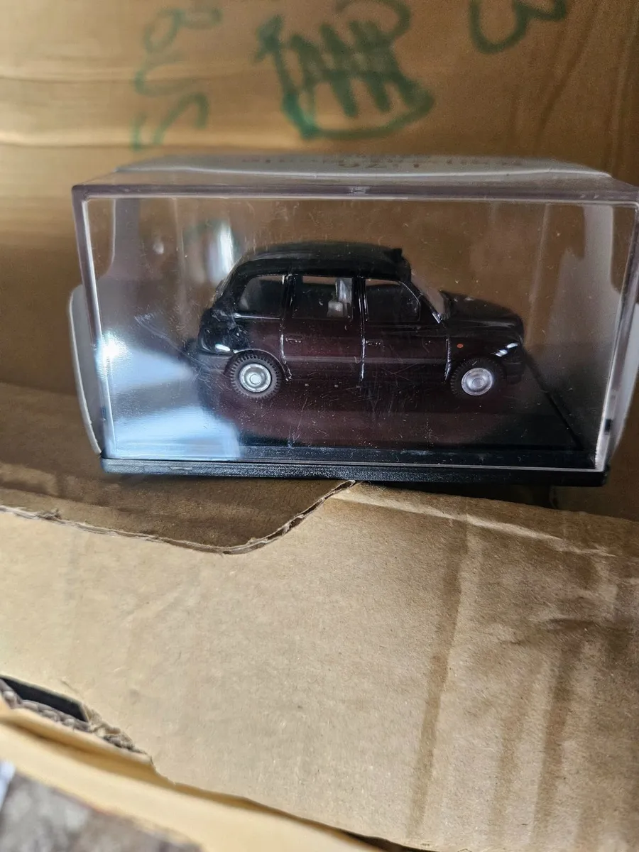 Corgi Oxford Die-cast Car