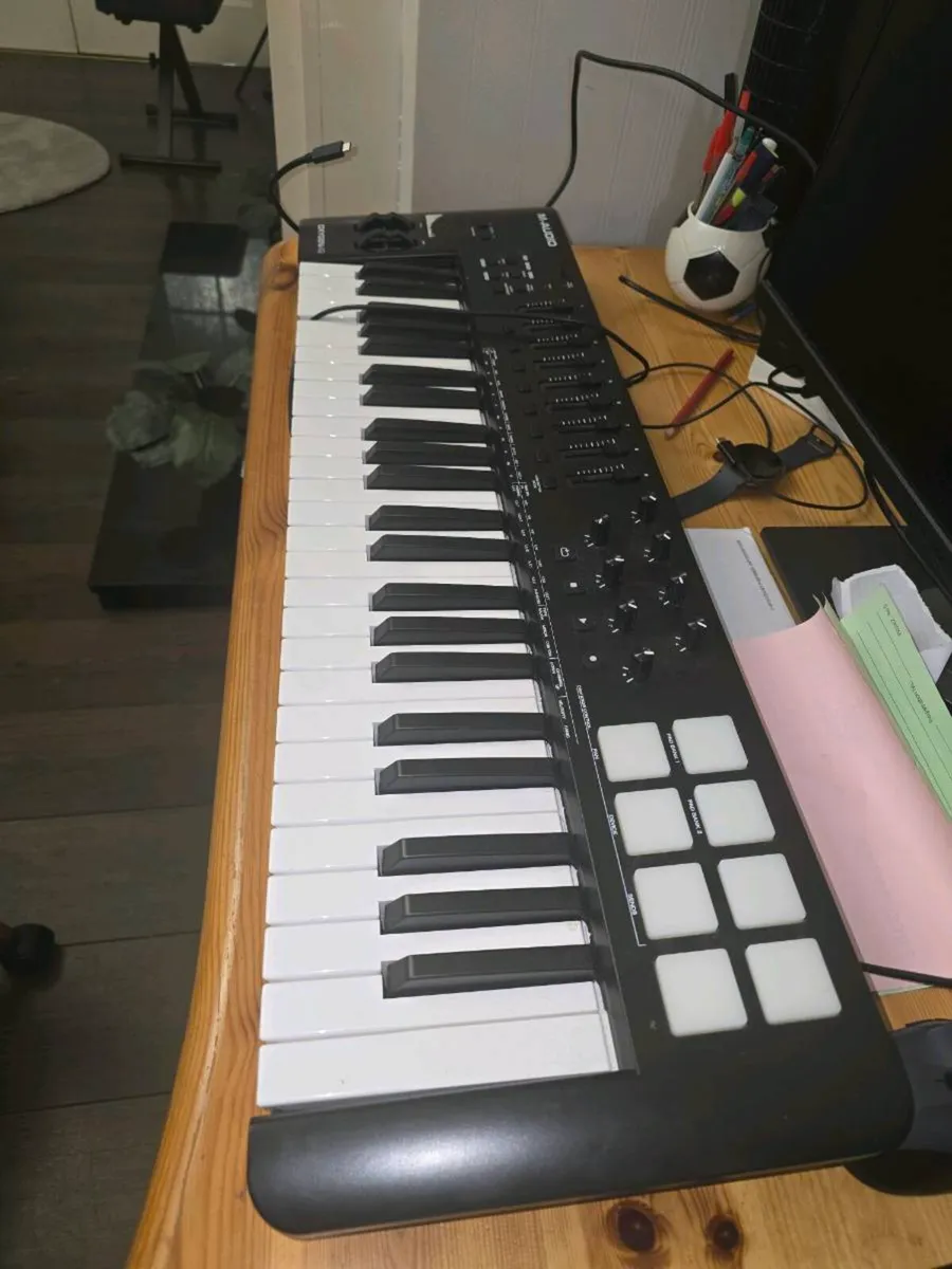 M-Audio Oxygen 49 USB MIDI Keyboard Controller - Image 1