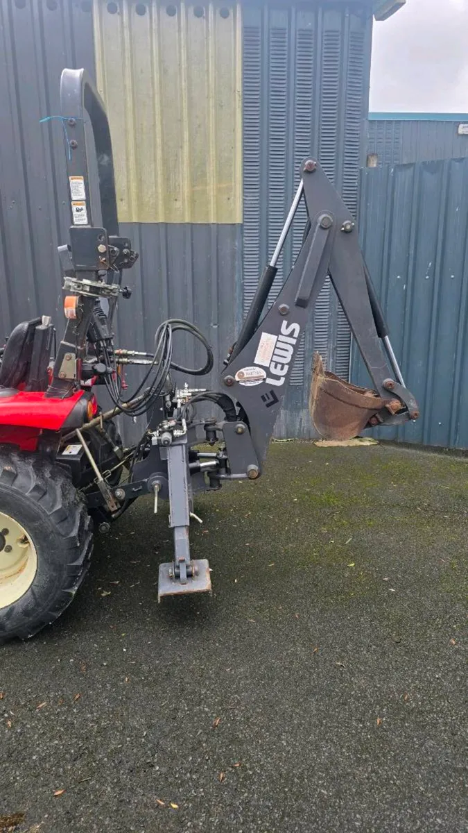 Backhoe digger - Image 3