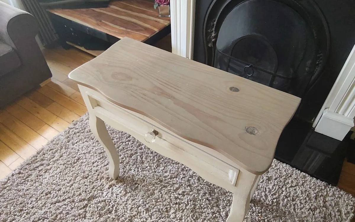 Hall console table - Image 3